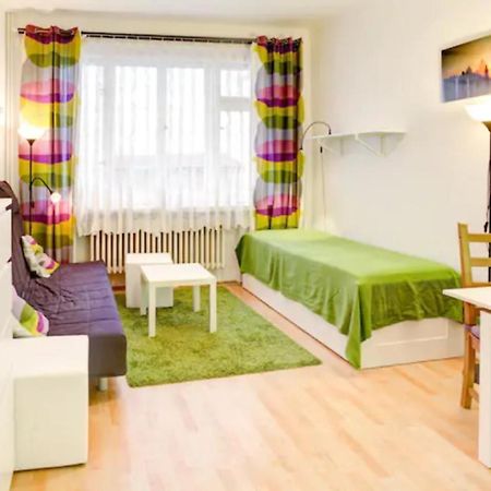 Nice Apartment By The Center Praga Exterior foto